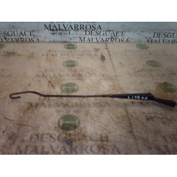 BRAZO LIMPIA DELANTERO DERECHO 