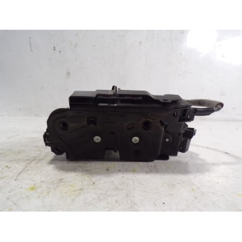 CERRADURA PUERTA DELANTERA DERECHA 5TB837016A 5TB837016A 