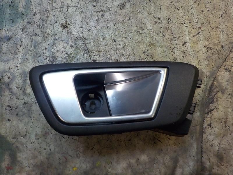 Recambio de maneta interior trasera derecha para ford fiesta (ccn) titanium referencia OEM IAM 1895831  