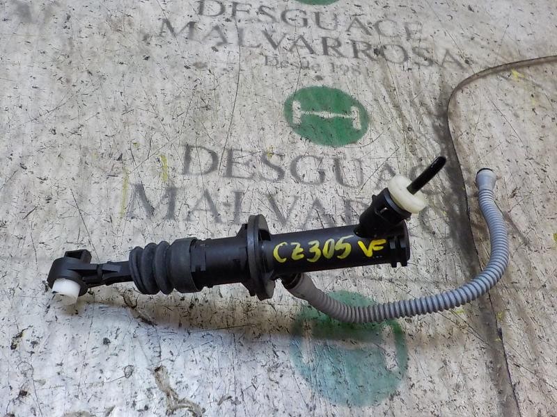 Recambio de bomba embrague para renault clio iv 1.5 dci diesel fap energy referencia OEM IAM 306105773R  