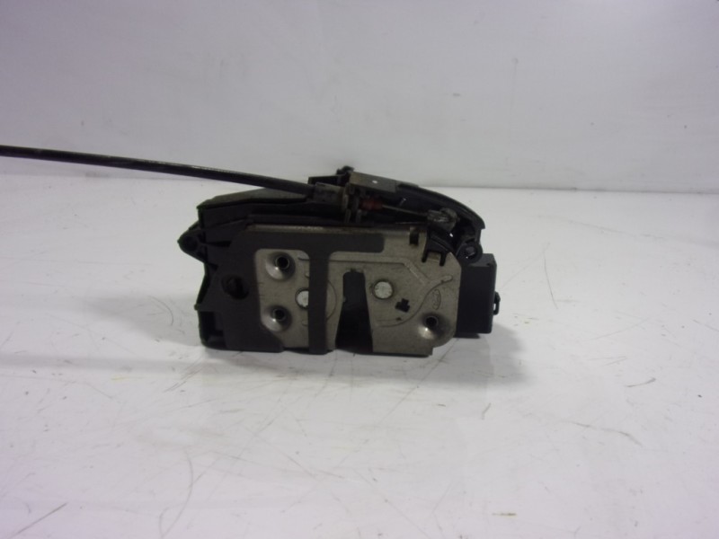 Recambio de cerradura puerta delantera derecha para ford c-max 1.6 tdci cat referencia OEM IAM 2048282 AM5AU21812BB 