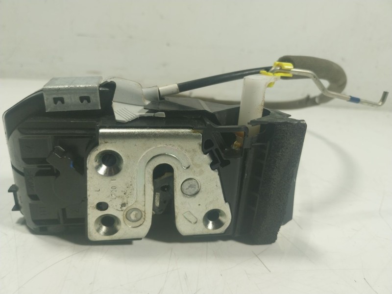 Recambio de cerradura puerta delantera izquierda para renault kadjar (ha_, hl_) 1.3 tce 140 referencia OEM IAM 805014EA2A  