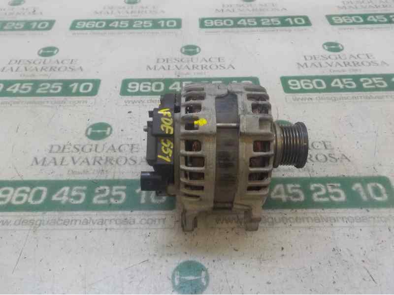 Recambio de alternador para seat leon st (5f8) 1.6 tdi referencia OEM IAM 03L903023K 03L903023K 