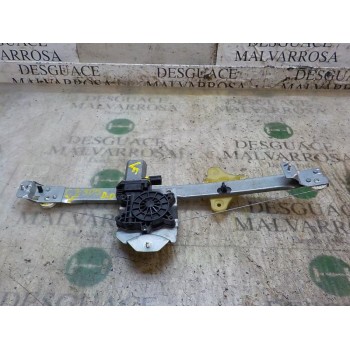 ELEVALUNAS DELANTERO DERECHO 807205569R 