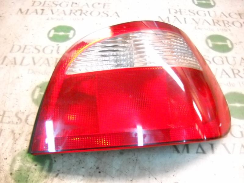 Recambio de piloto trasero derecho para renault megane i fase 2 berlina (ba0) 1.4 16v rt referencia OEM IAM   