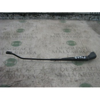 BRAZO LIMPIA DELANTERO DERECHO 