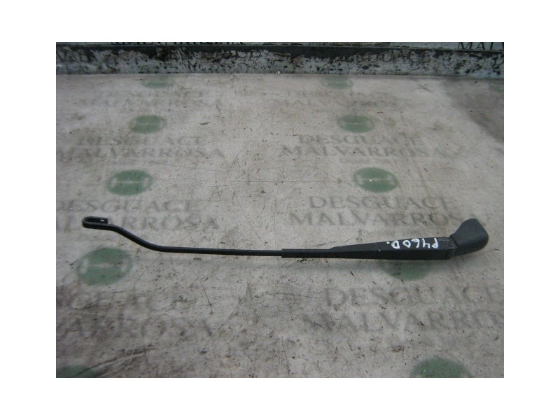 Recambio de brazo limpia delantero derecho para renault megane i berlina hatchback (ba0) 1.9 d alize referencia OEM IAM   