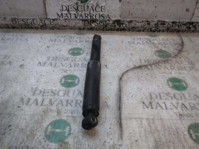 Recambio de amortiguador trasero derecho para nissan cabstar 2.7 td 95 td27t referencia OEM IAM   