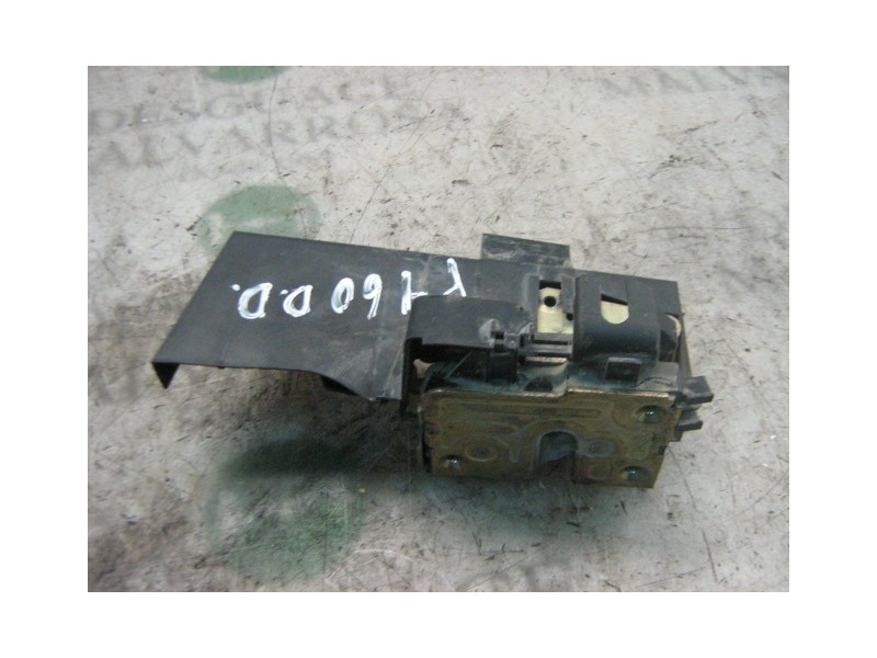 Recambio de cerradura puerta delantera derecha para renault megane i berlina hatchback (ba0) 1.9 d alize referencia OEM IAM   