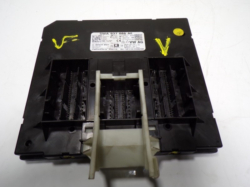 Recambio de modulo electronico para cupra formentor 1.5 tsi referencia OEM IAM 5WA937086AG 5WA937086AE 5WA937086AE