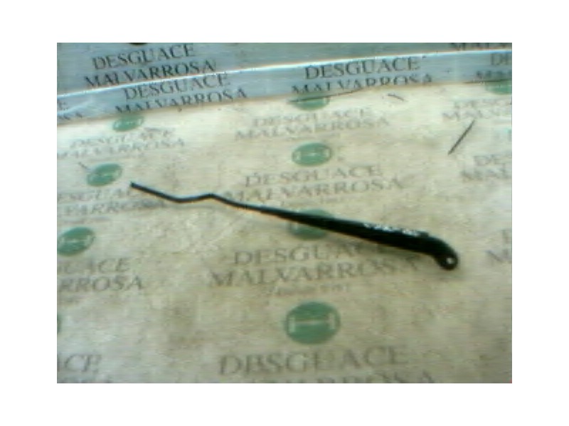 Recambio de brazo limpia delantero derecho para citroën xsara coupe 2.0 hdi chrono referencia OEM IAM   