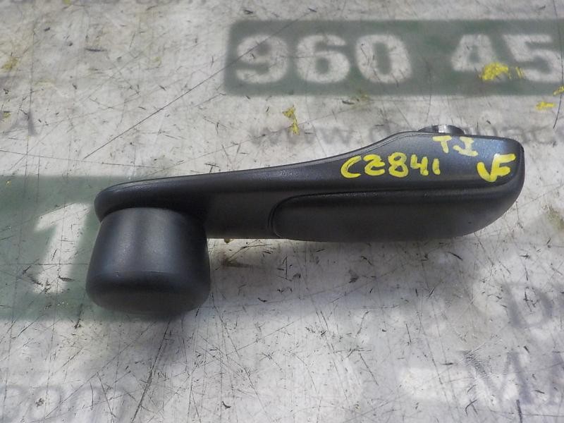 Recambio de maneta elevalunas trasera izquierda para peugeot 2008 (--.2013) style referencia OEM IAM 9240F4  