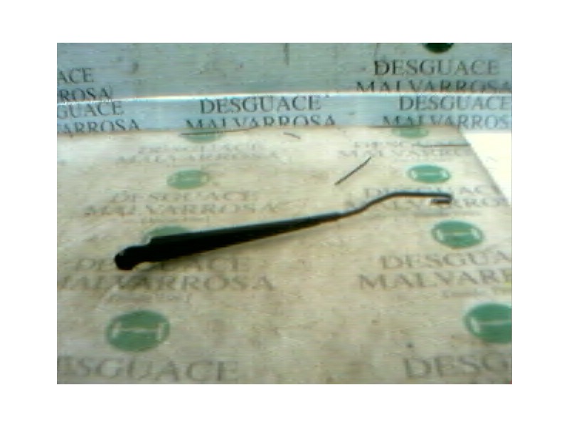 Recambio de brazo limpia delantero izquierdo para citroën xsara coupe 2.0 hdi chrono referencia OEM IAM   