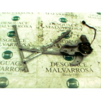 ELEVALUNAS TRASERO DERECHO 