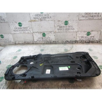 ELEVALUNAS DELANTERO DERECHO 