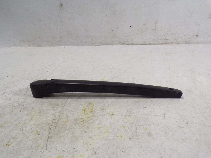 Recambio de brazo limpia trasero para volkswagen caddy furgón/kombi maxi kombi bmt referencia OEM IAM 2K5955707  