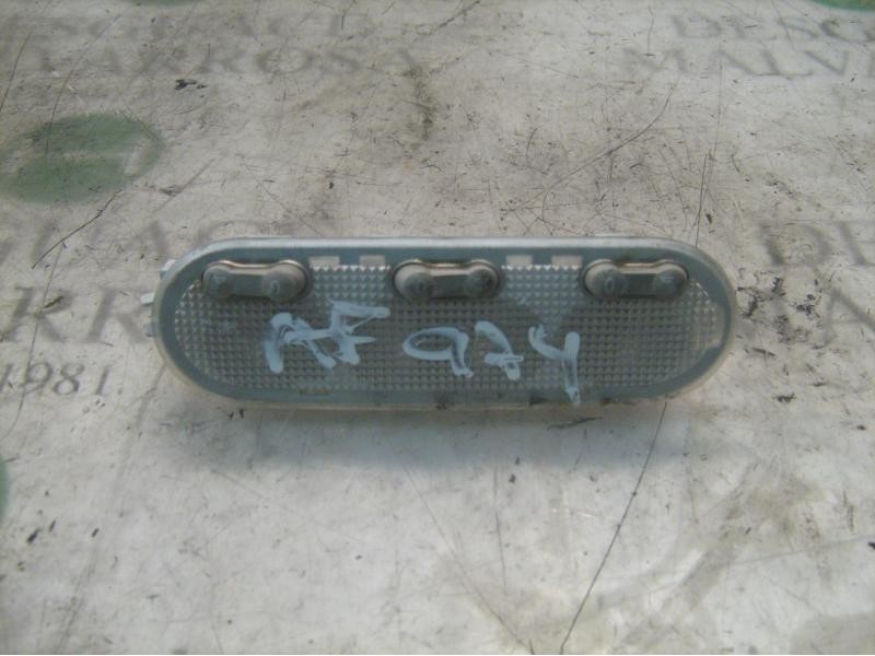 Recambio de piloto interior para renault megane ii berlina 3p confort authentique referencia OEM IAM   