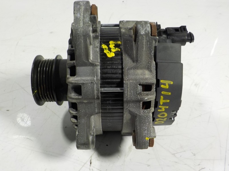 Recambio de alternador para volvo xc60 2.0 diesel cat referencia OEM IAM  30659580 