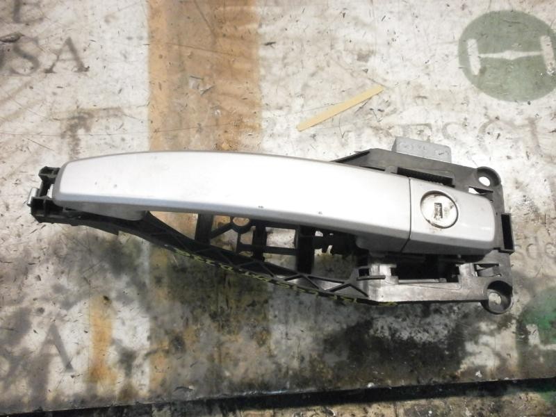 Recambio de maneta exterior delantera izquierda para opel zafira b enjoy referencia OEM IAM   