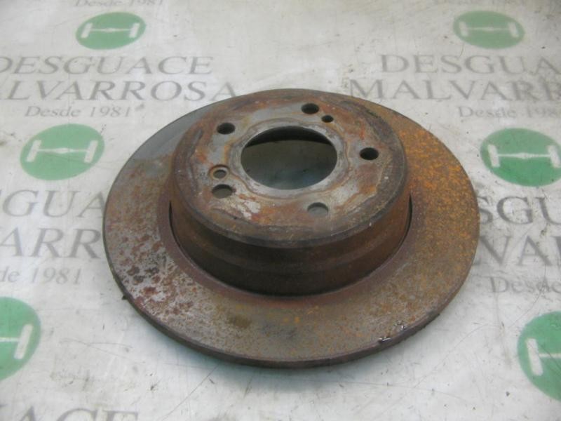 Recambio de disco freno trasero para mercedes-benz clase c (w202) berlina 250 td (202.128) referencia OEM IAM   