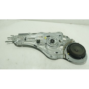 ELEVALUNAS DELANTERO IZQUIERDO 824713U000 824703U000 