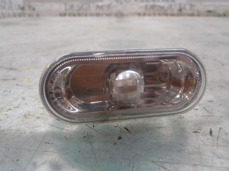 Recambio de piloto lateral derecho para volkswagen caddy ka/kb (2k) furg. referencia OEM IAM 2K0949117  