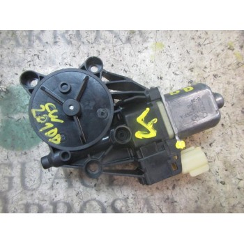 MOTOR ELEVALUNAS DELANTERO DERECHO 