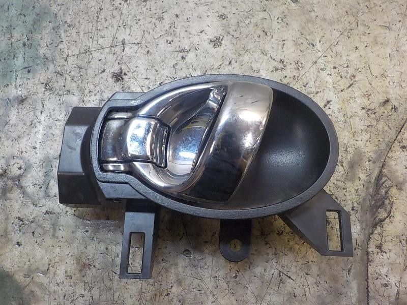 Recambio de maneta interior trasera izquierda para nissan micra (k13) 1.2 cat referencia OEM IAM   