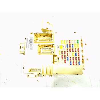 CAJA RELES / FUSIBLES 91950A2011 91950A2011 