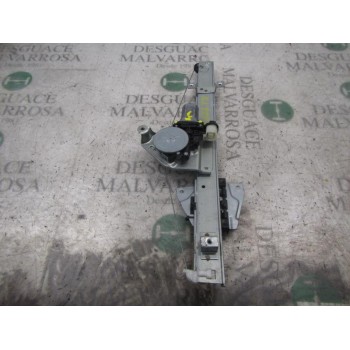 ELEVALUNAS TRASERO DERECHO MR989947 