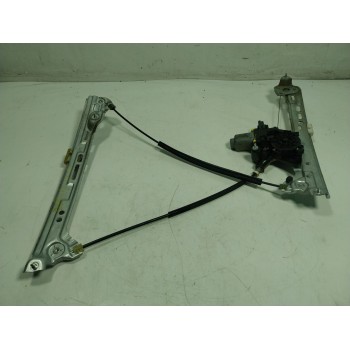 ELEVALUNAS DELANTERO DERECHO 807206746R 