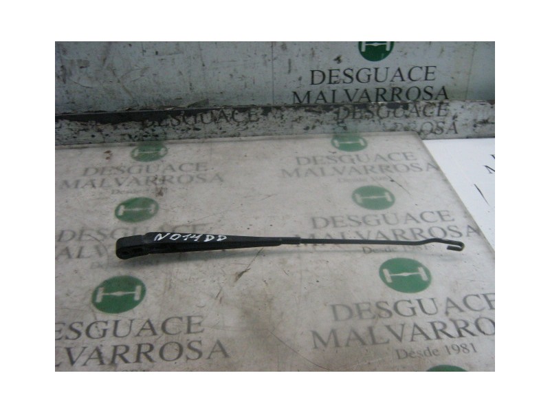 Recambio de brazo limpia delantero derecho para ford escort berl./turnier atlanta berlina referencia OEM IAM   