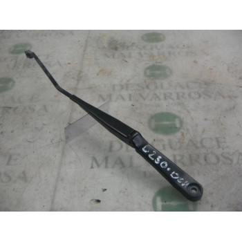 BRAZO LIMPIA DELANTERO DERECHO 