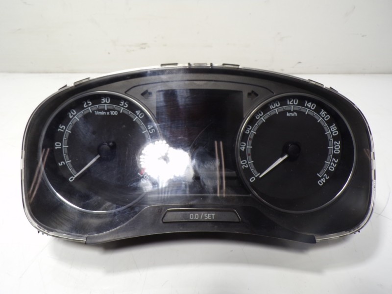 Recambio de cuadro instrumentos para skoda rapid 1.6 tdi dpf referencia OEM IAM 5JA920731B 5JA920731B A2C13556400