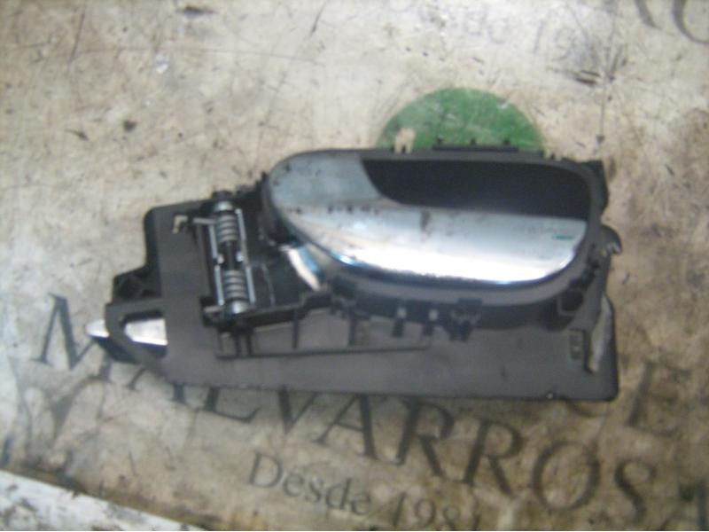 Recambio de maneta interior delantera izquierda para peugeot 307 (s1) xs referencia OEM IAM   