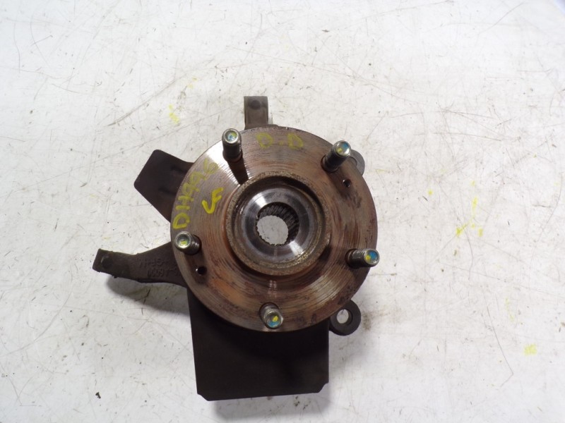 Recambio de mangueta delantera derecha para kia cee´´d 1.4 cat (1396 cm3) referencia OEM IAM 51716A6000  