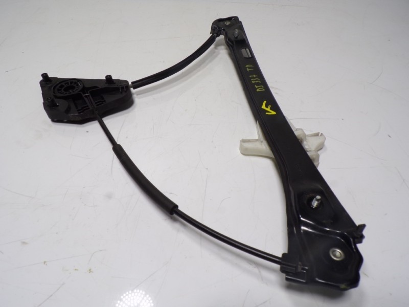 Recambio de elevalunas trasero derecho para skoda rapid 1.6 tdi dpf referencia OEM IAM 5JA839462  