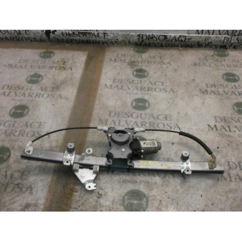 ELEVALUNAS DELANTERO DERECHO 