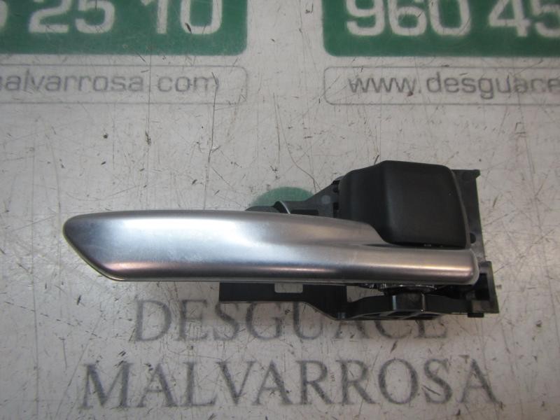 Recambio de maneta interior delantera derecha para toyota corolla hybrid referencia OEM IAM 6920502370C0  