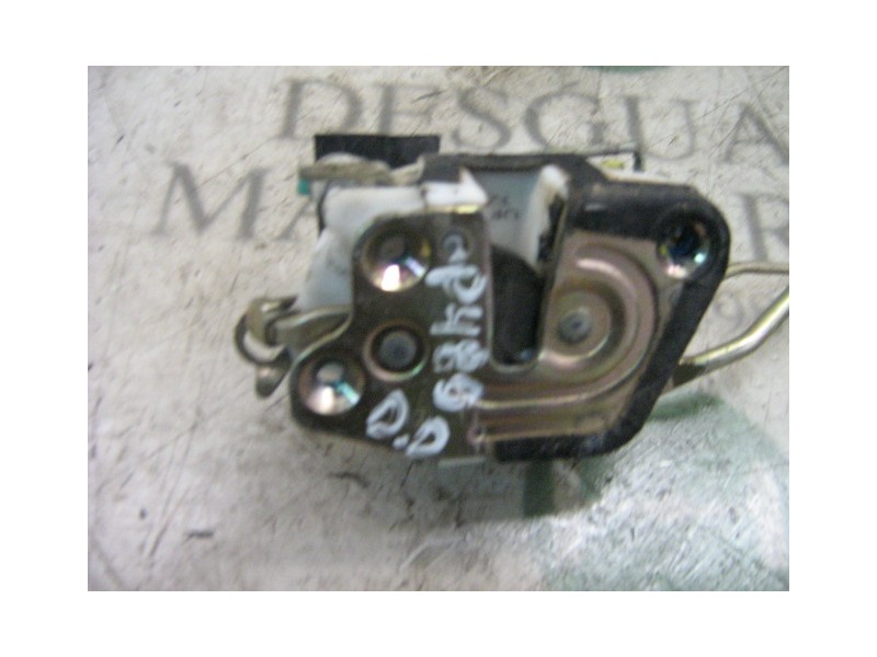 Recambio de cerradura puerta delantera derecha para hyundai coupe (rd) 2.0 fx referencia OEM IAM 8132027000  