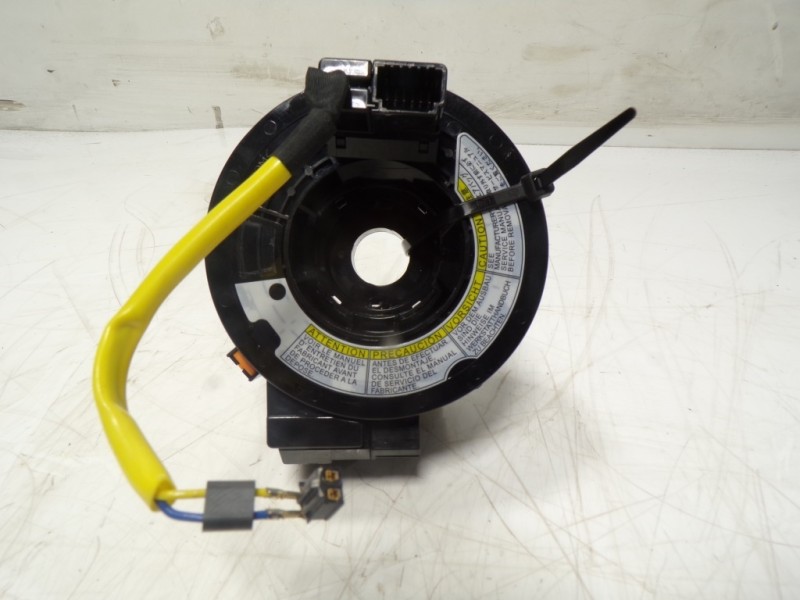 Recambio de anillo airbag para suzuki vitara 1.4 16v boosterjet cat referencia OEM IAM 3748064J70000 AM64J7RU07759 