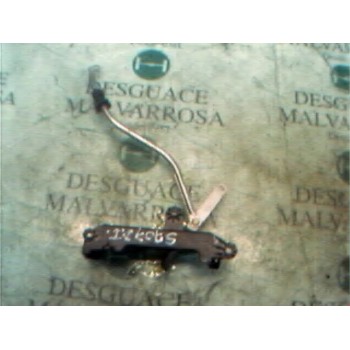 MANETA INTERIOR DELANTERA IZQUIERDA 