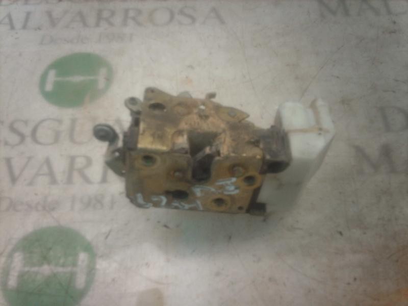 Recambio de cerradura puerta trasera izquierda para alfa romeo 146 1.7 16v referencia OEM IAM   