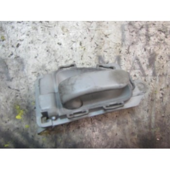 MANETA INTERIOR DELANTERA IZQUIERDA 