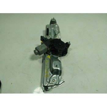 ELEVALUNAS TRASERO DERECHO 827204587R 