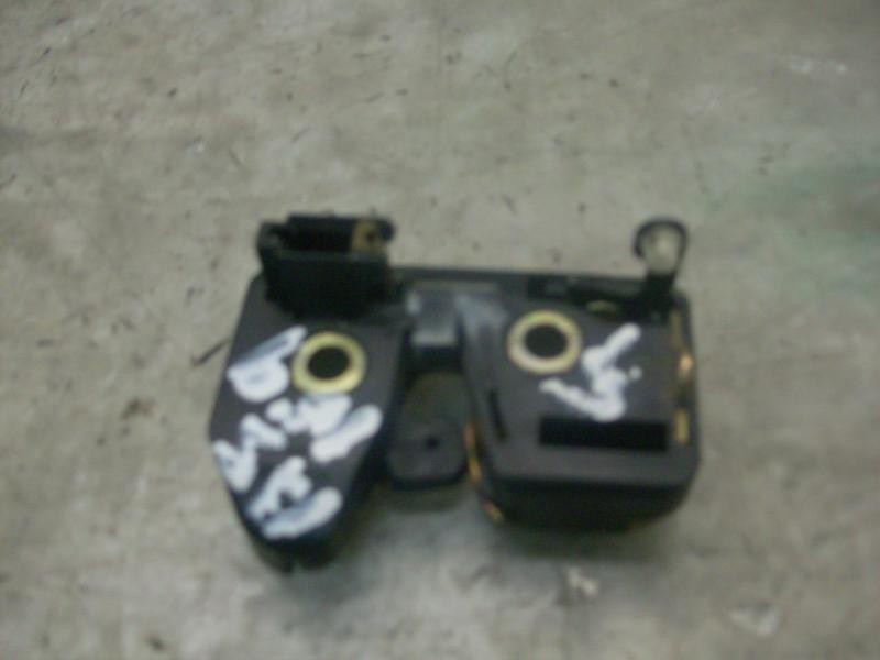 Recambio de cerradura maletero / porton para volkswagen polo berlina (6n1) referencia OEM IAM   