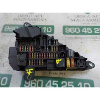 CAJA RELES / FUSIBLES 61146906588 690658805 518811039