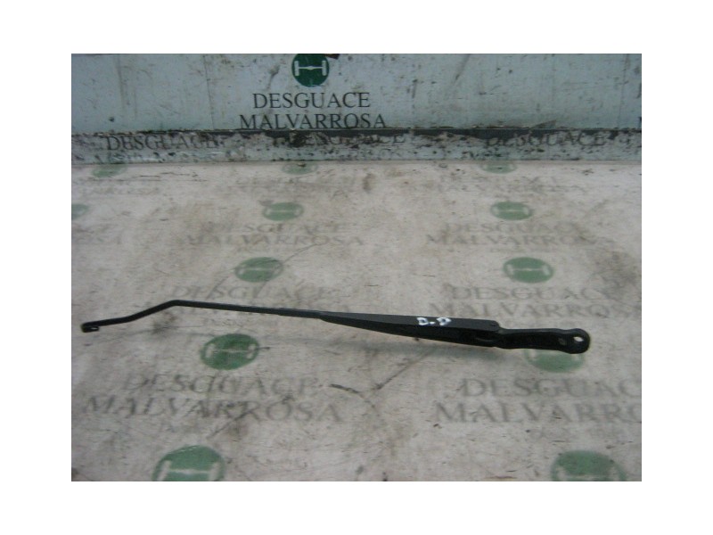 Recambio de brazo limpia delantero derecho para honda civic coupe (ej6/8) 1.6 ls (ej6) referencia OEM IAM   