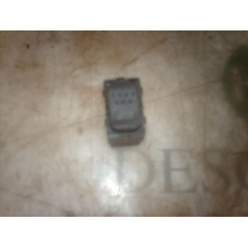 MANDO ELEVALUNAS TRASERO DERECHO 