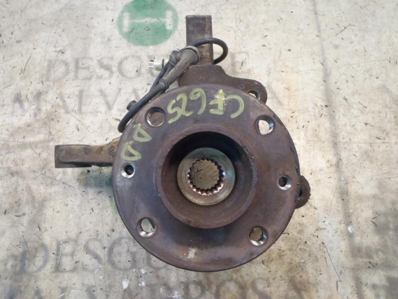 Recambio de mangueta delantera derecha para renault clio ii fase ii (b/cb0) authentique confort referencia OEM IAM   